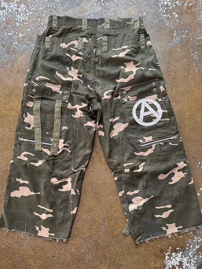 "WAR" CAMO DENIM